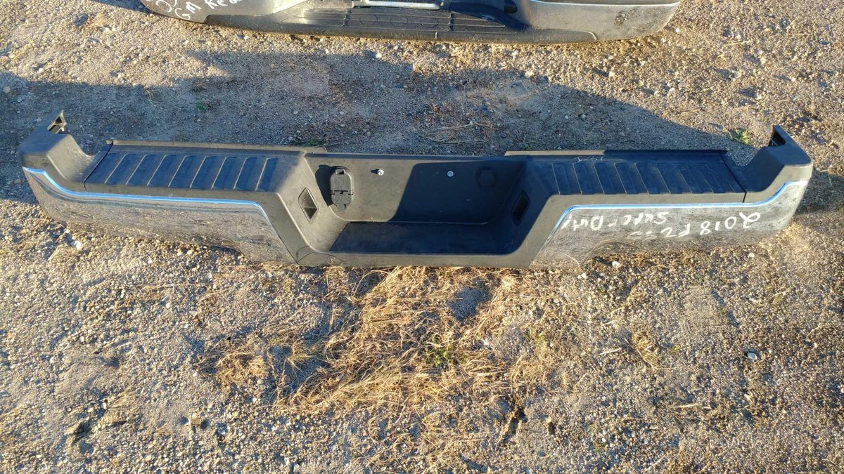 (I-37) 2018 F250 SUPER DUTY REAR BUMPER