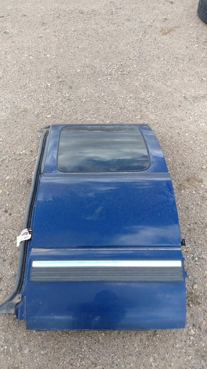 (I-68) BLUE GM LEFT REAR DOOR (FITS '99-'06)