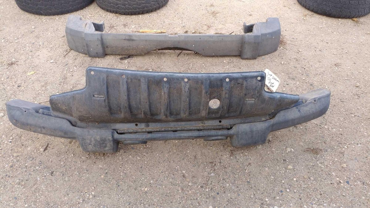 (I-70) JEEP CHROKEE FRONT & REAR BUMPERS (FITS '06-'11)