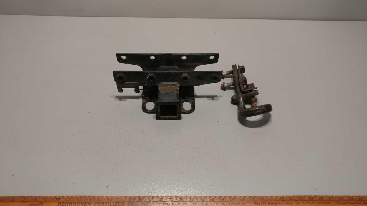 (I-75) JEEP RECEIVER HITCH AND TOW HOOK