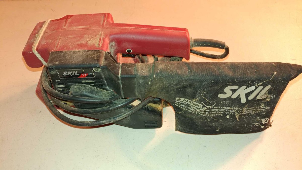 SKIL BELT SANDER