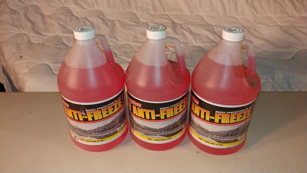(3) GALLONS OF WINDSHIELD WASHER FLUID