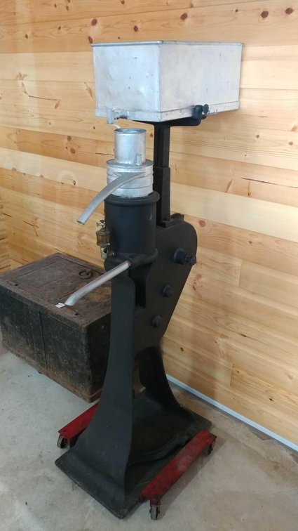 CREAM SEPARATOR. "IMPROVED UNITED STATES CREAM SEPARATOR - VERMONT FARM MACHINERY COMPANY" BLACK AND