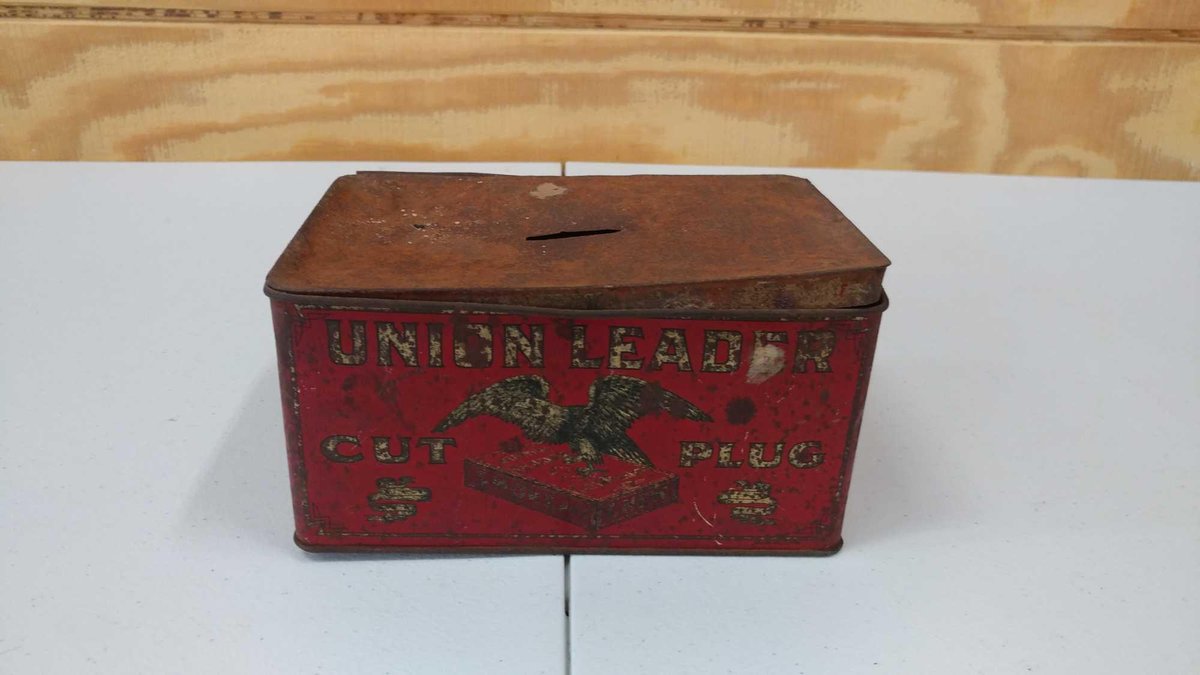 UNION LEADER CUT PLUG TOBACCO TIN