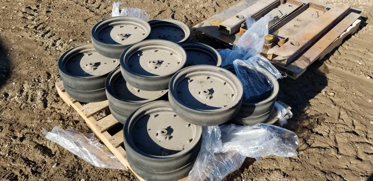 (I-13) (15)&nbsp; JD PLANTER GAUGE WHEELS (ITEM AT ZIELSDORF AUCTIONS)