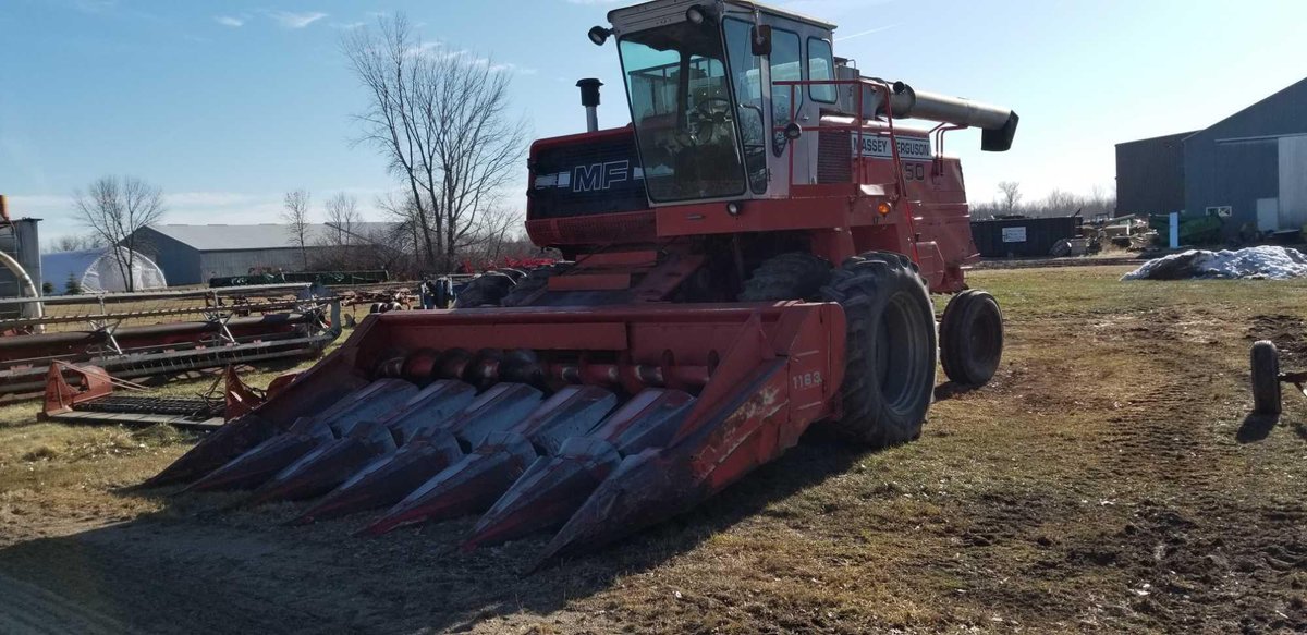 (I-17) MASSEY FERGUSON 850 COMBINE DIESEL CHARGE COOLED, 3,680 HRS  SHOWING, CAB HEAT/AC, AM/FM, 18.
