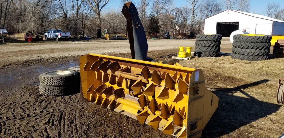 (I-691) LORENZ 9' SNOWBLOWER, SMALL 1000 PTO, 3 PT, 2 AUGER, 2 STAGE, HYD SPOUT (LOCATED AT ZIELSDOR