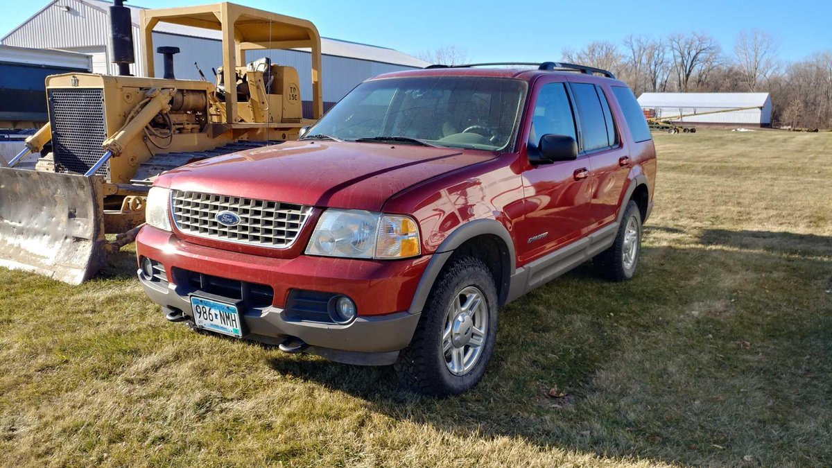 (I-238) (*TITLE*) 2002 FORD EXPLORER, 154,978 MILES, AM/FM/CD/BLUETOOTH, 4X4, 4.0 V6 MOTOR, VIN# 1FM