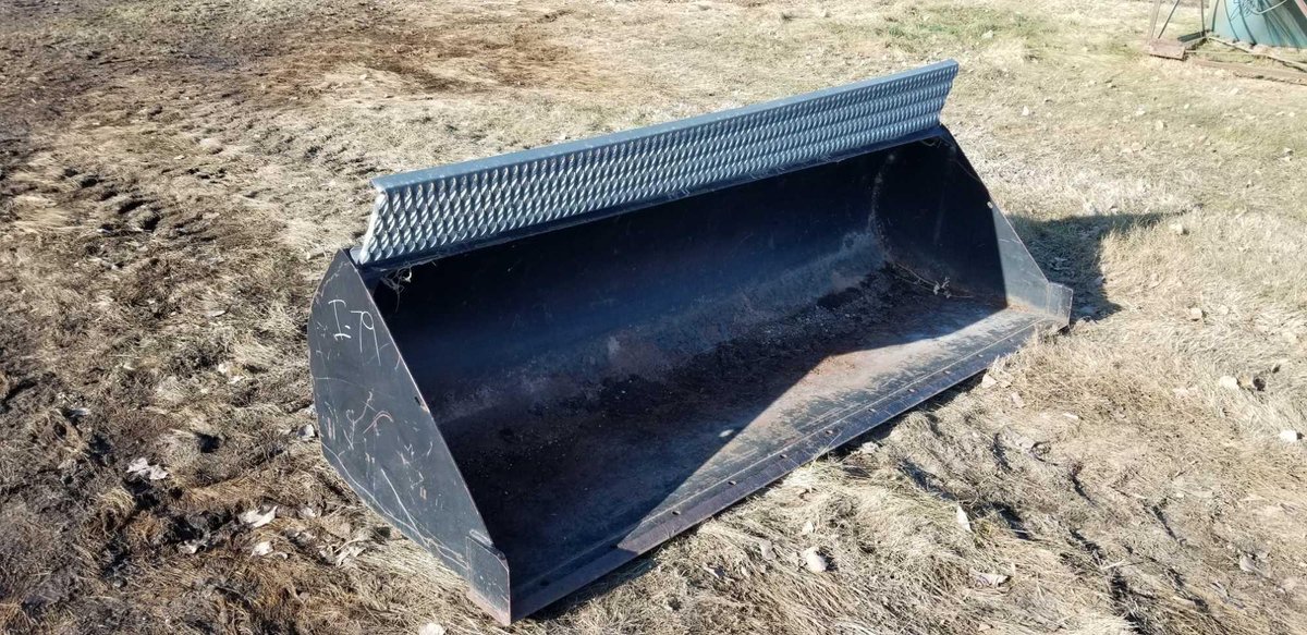 (I-79)  8 FT  QUICKTACH SNOWBUCKET  (ITEM AT ZIELSDORF AUCTIONS) 