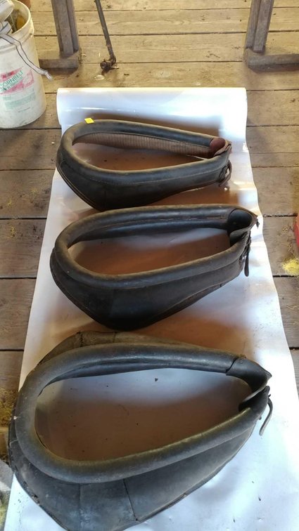 (A) (3) LEATHER HORSE COLLARS