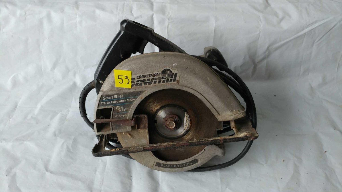 (B) CRAFTSMAN CIRCULAR SAW (2 1/2HP, 7 1/4" BLADE)