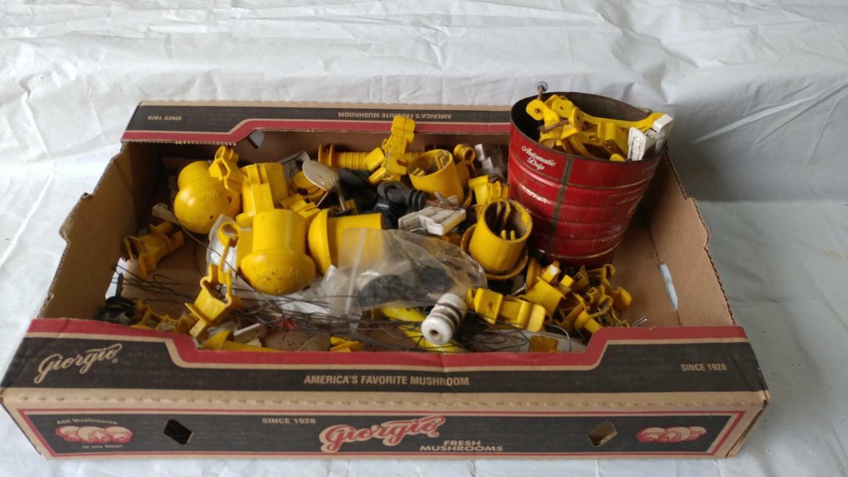 (B) ELECTRIC FENCE INSULATORS, VARIOUS KINDS