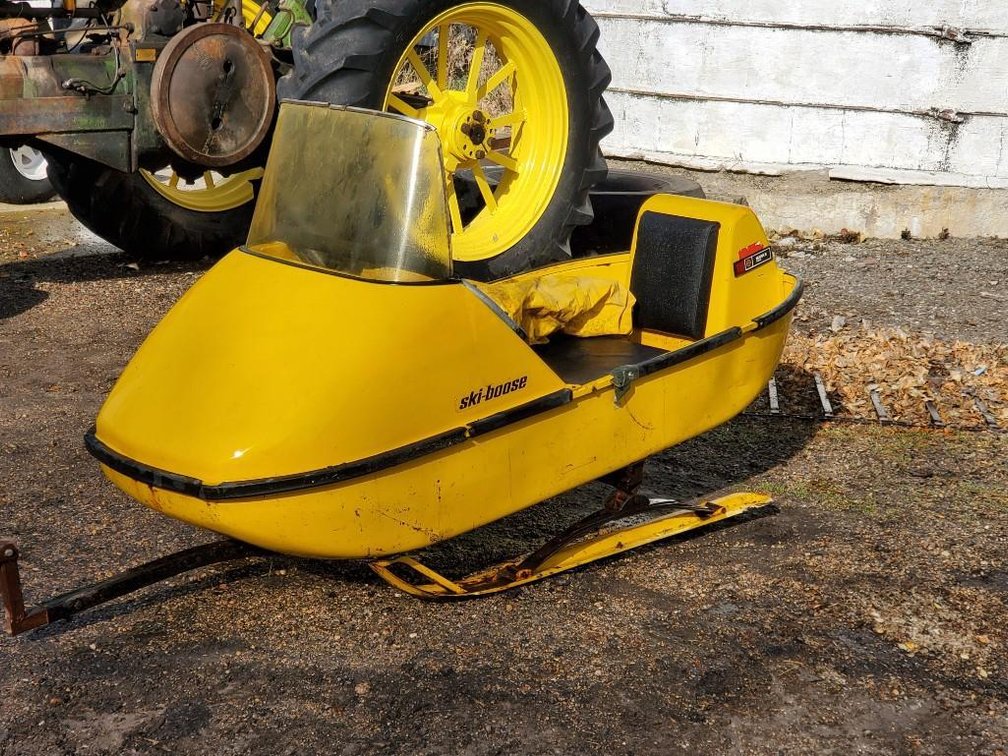 SKI-BOOSE SNOWMOBILE TRAILER