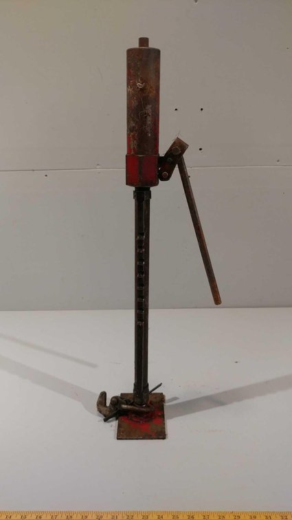 VINTAGE PNEUMATIC JACK
