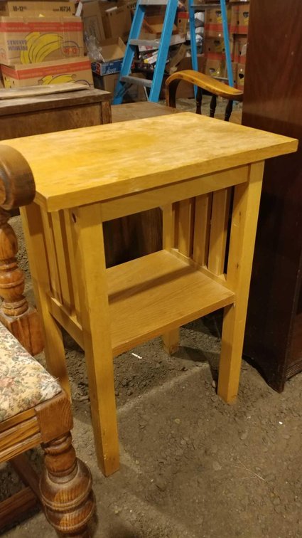 SIDE TABLE, BLONDE COLOR (12" X 18" X 24")