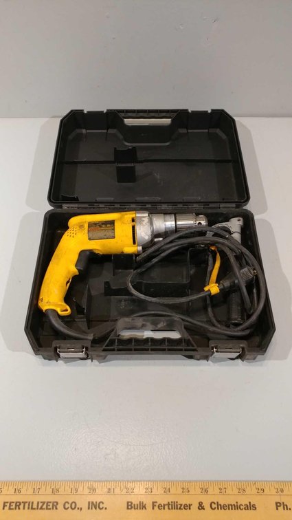 DEWALT 1/2" DRILL W/CASE