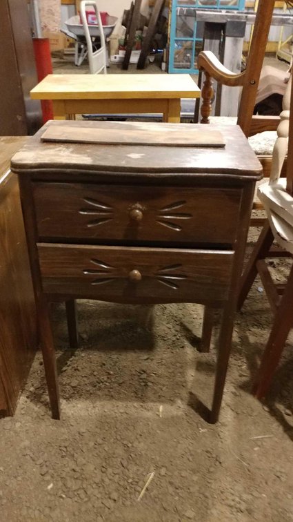 END TABLE W/MAGAZINE RACK, 1 DOOR AND VINTAGE SEWING TABLE W/2 DRAWERS (11" X 15" X 24")