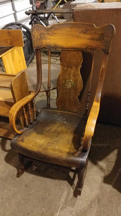 VINTAGE WOOD ROCKER