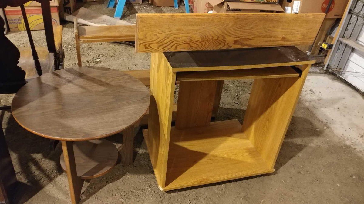 ROUND SOFA TABLE (24" X 20") AND COMPUTER DESK (27" X 15" X 30")