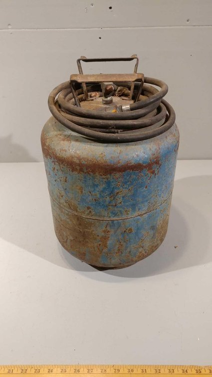VINTAGE AIR TANK