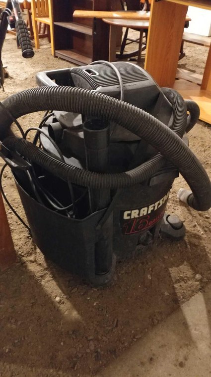 CRAFTSMAN 16 GALLON SHOP VAC