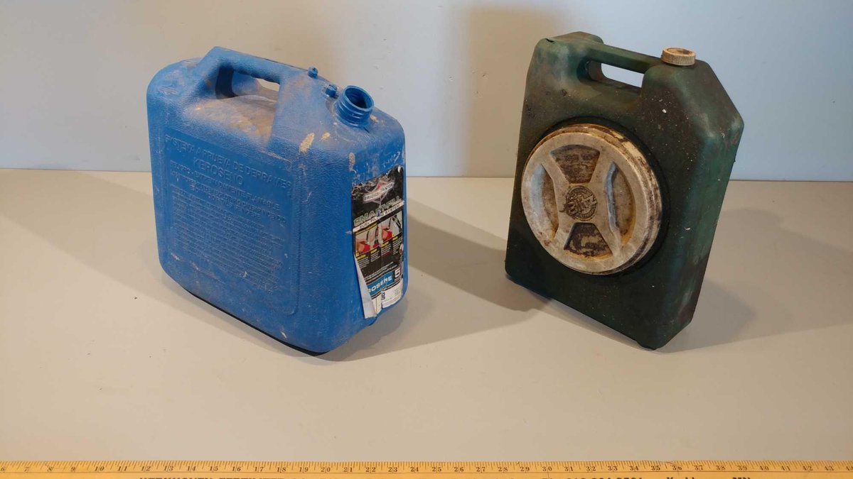 POLY FUEL CAN AND POLY OIL PAN