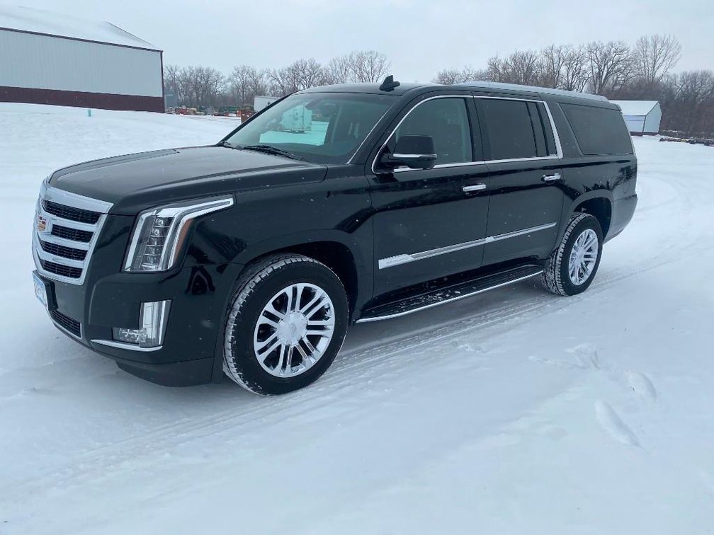(I-340) (TITLE) 2016 CADILLAC ESCALADE&nbsp;EXT PREMIUM, 159,703 MILES, 6.2 V8, 4X4, HEATED AND COOLED LE
