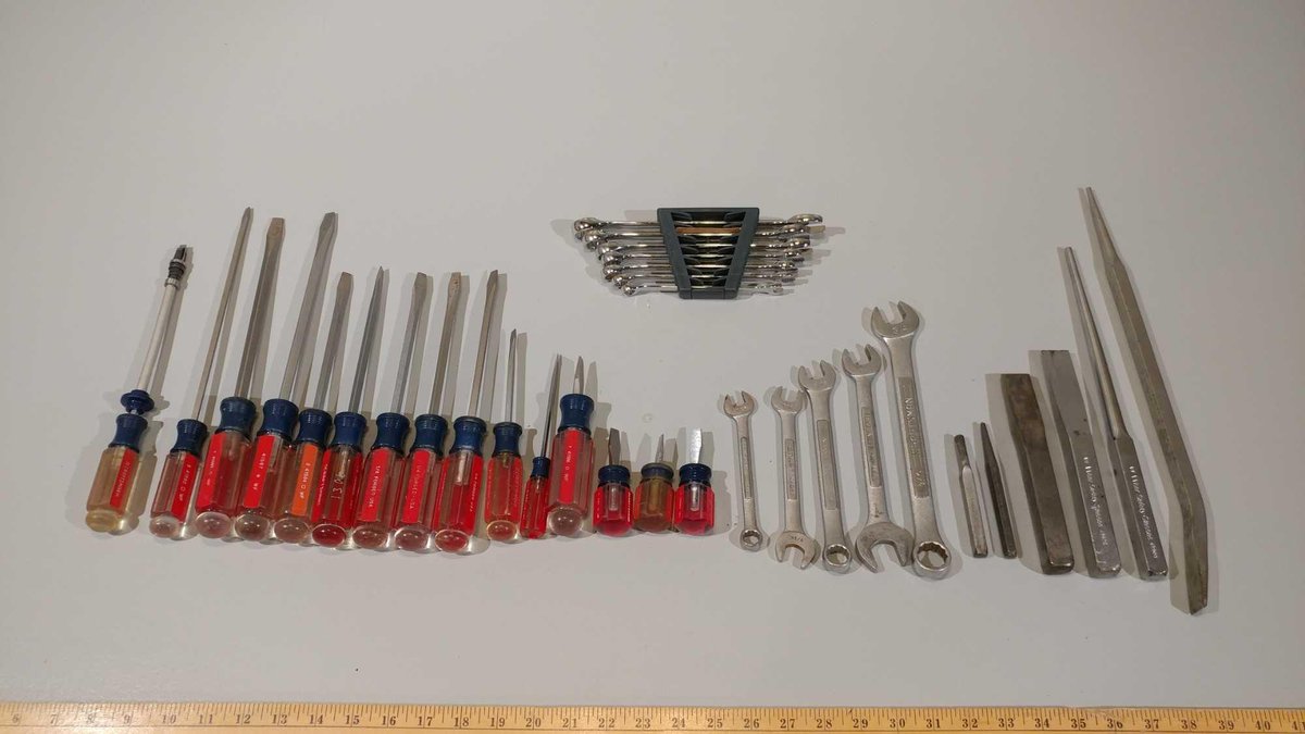 (I-373) CRAFTSMAN SCREWDRIVER SET, METRIC & STANDARD WRENCHES, AND CHISELS & PUNCHES (LOCATED AT ZIE