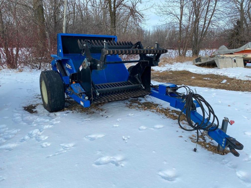 (I-20) 2015 RELMINGER  ROCK PICKER W/ ELECTRIC CONTROLS, CONTROLS IN BACKROOM (ITEM AT ZIELSDORF AUC
