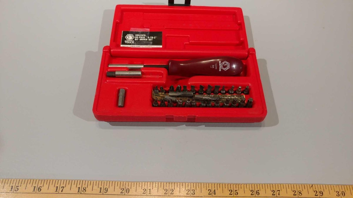 (I-351) MATCO 29-PIECE NUT DRIVER SET (LOCATED AT ZIELSDORF AUCTIONS)
