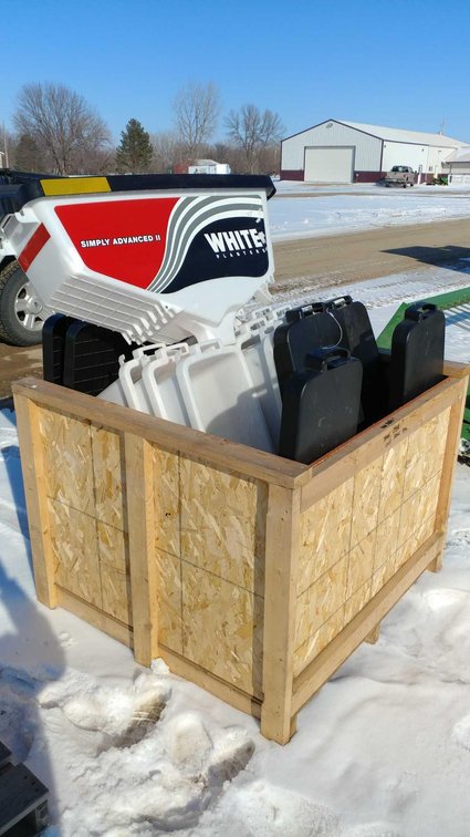 (I-50) (12) SEED BOXS &nbsp;FOR WHITE PLANTER BELIVED TO BE 9000 SERIES (ITEM AT ZIELSDORF AUCTIONS)