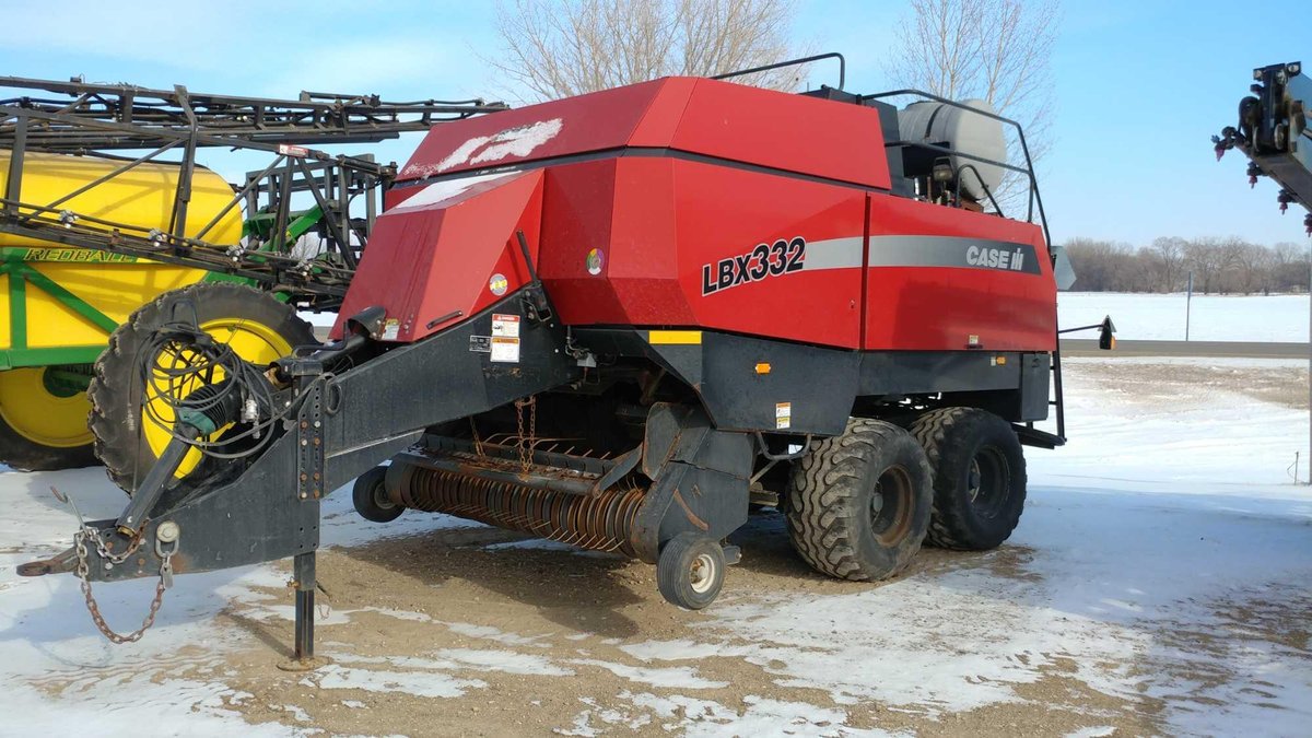 (I-53) 2008 CASE IH CBX332RT LARGE SQUARE BALER, SN: 324528003, 40,000 BALES, ROTARY CUTTER, ROLLER 