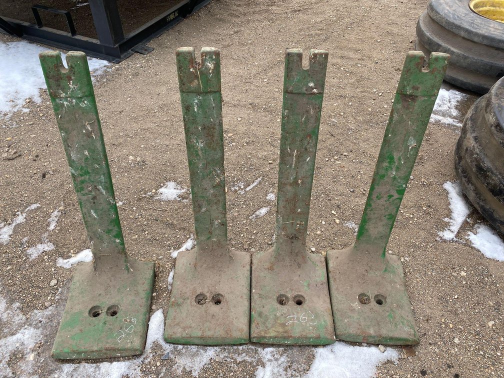 (I-263) (4) FRONT END WEIGHTS BRACKETS  FOR 10 & 20 SERIES JOHN DEERE (ITEM AT ZIELSDORF AUCTIONS)