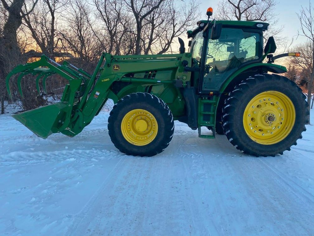(I-278) 2013 JOHN DEERE 6190R MFWD, WITH A 380 LOADER. SPECIAL ORDER MDS GRAPPLE BUCKET FOR LOADER. 