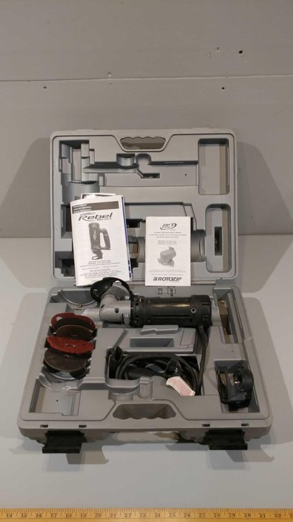 ROTO-ZIP SPIRAL SAW WITH ZIP-MATE ATTACHMENT