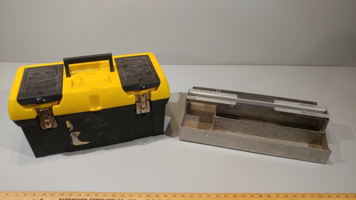 PLASTIC TOOLBOX AND METAL TOOL TRAY
