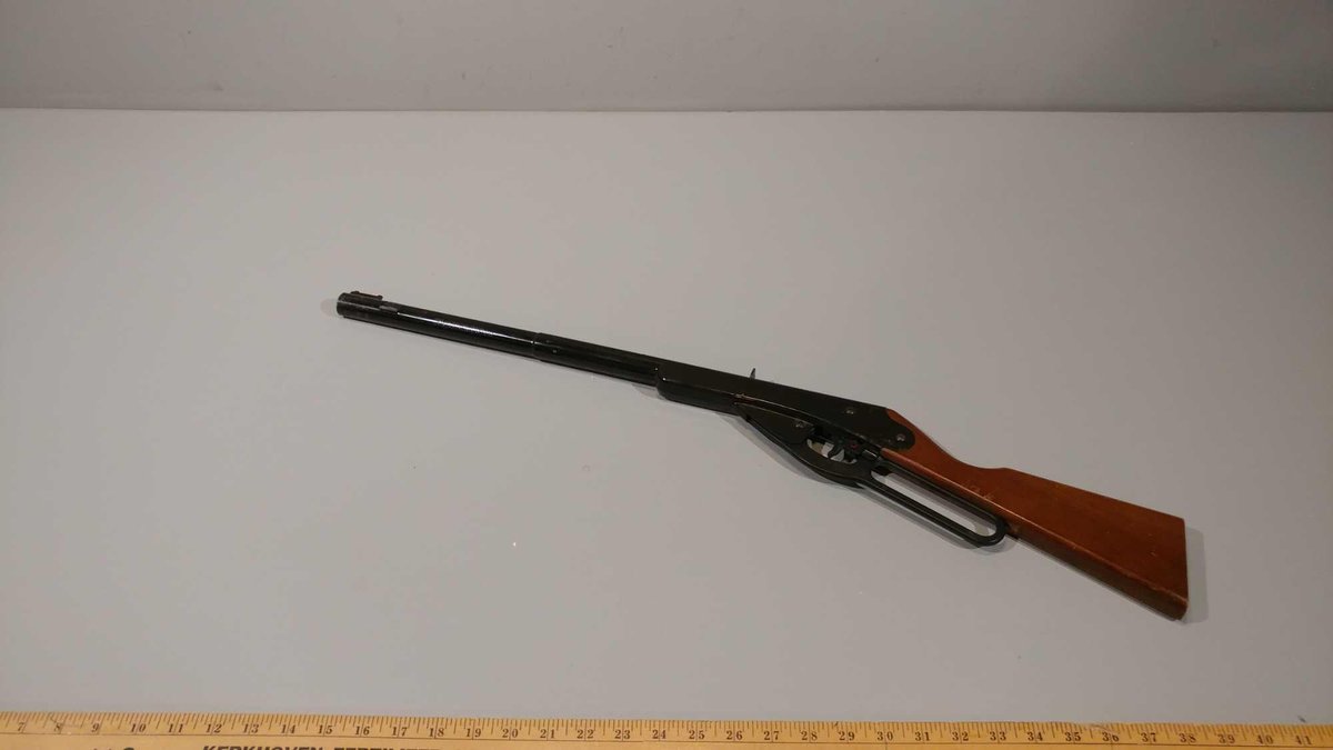 DAISY MODEL 105 B BB GUN