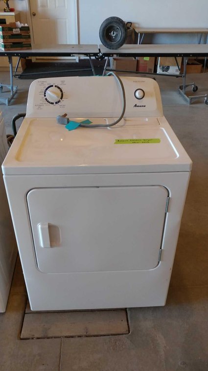 AMANA ELECTRIC DRYER WAS NEW IN 2015 