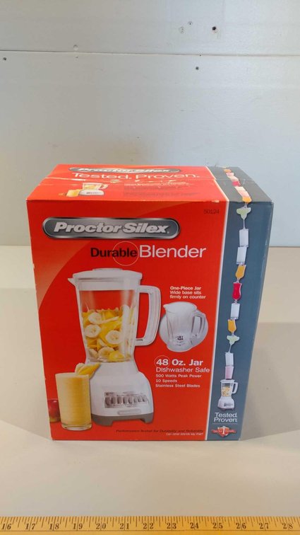 PROCTOR SILEX DURABLE BLENDER, (48 OZ JAR, NEW IN BOX)