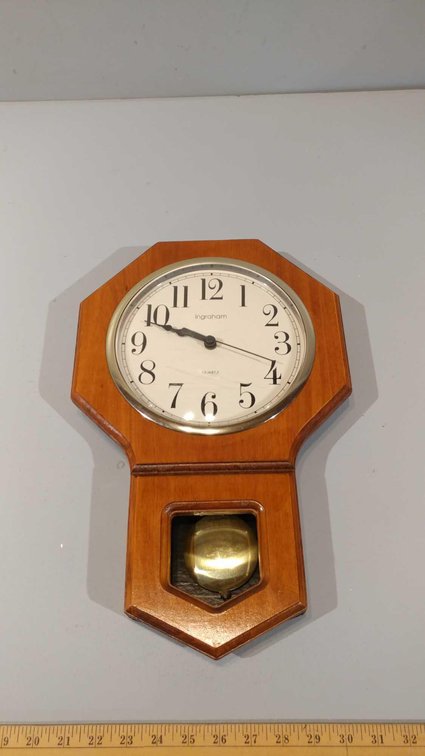 INGRAHAM QUARTZ WALL CLOCK, WORKS
