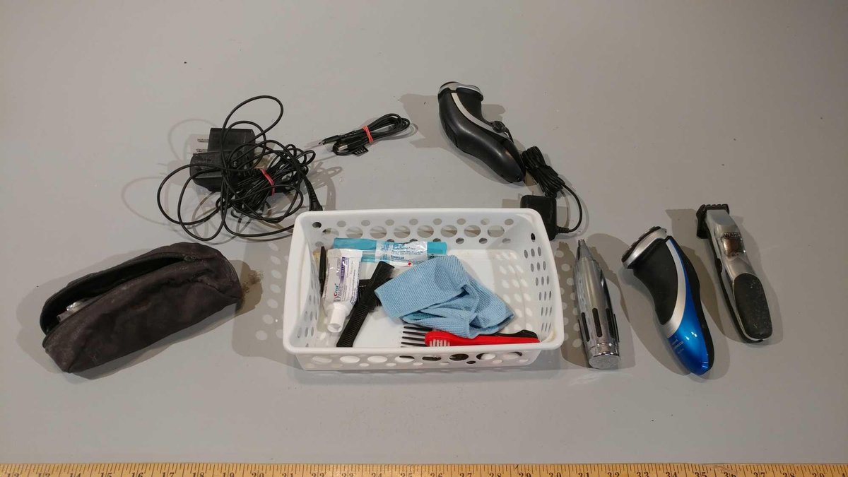 PHILIPS NORELCO AQUATEC ELECTRIC SHAVER, (WORKS), & MORE SHAVERS & OTHER ITEMS