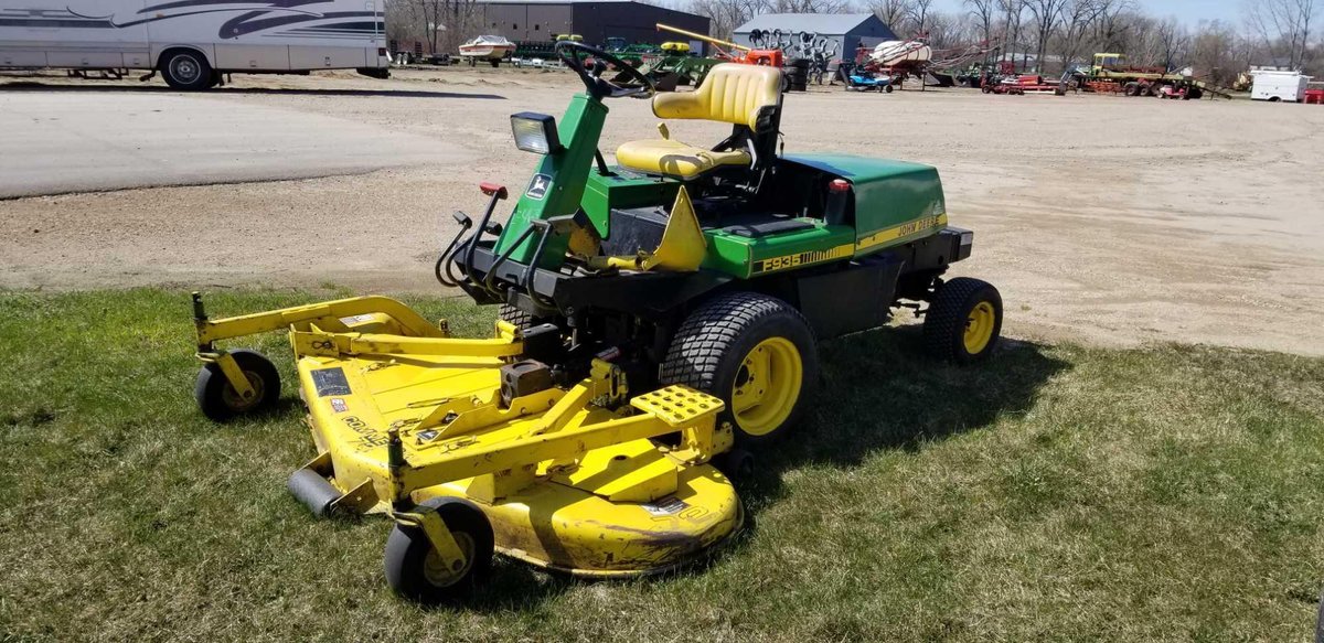 (I-463) F935 JOHN DEERE FRONT MOUNT LAWN MOWER, 72" DECK, YANMAR DIESEL  (ITEM AT ZIELSDORF AUCTIONS