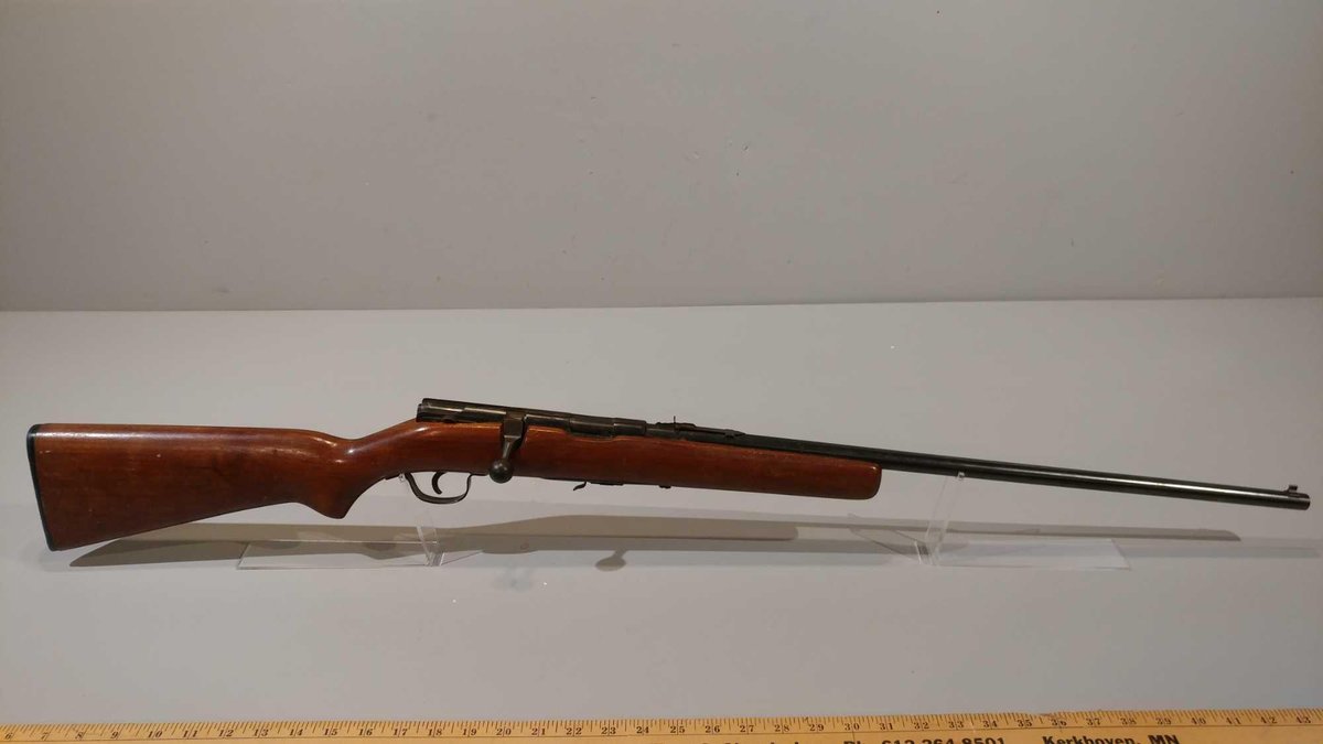 (I-246) STEVENS MODEL 84C BOLT ACTION .22 CAL RIFLE, 5 RD MAG (LOCATED AT MIKES GUN SHOP IN BENSON, 