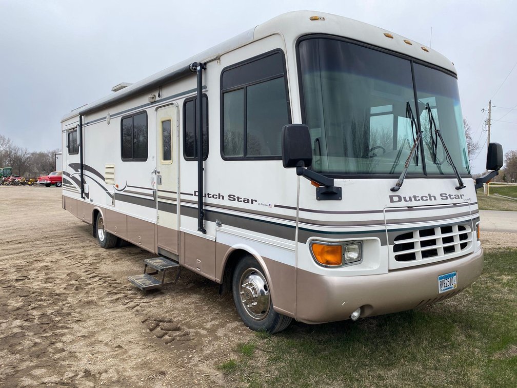 (I-570) (TITLE) 1999 DUTCH STAR RV, LENGTH: 33' 11", HEIGHT: 11.5', AC, FURNACE, WATER HEATER, RADIO