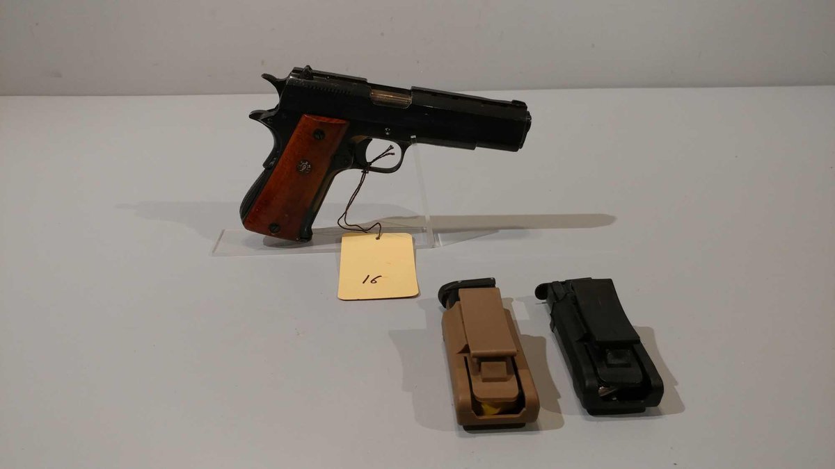 SPAIN MODEL: LLAMA AUTO 9 MM, SER# 936709, HOLSTER, 1 EXTRA MAG, POUCH, 1 CLIP POUCH, (LOCATED AT MI