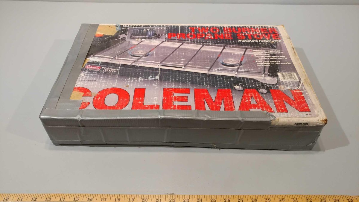 COLEMAN TWO BURNER PROPANE STOVE, PRESSURE REGULATED
