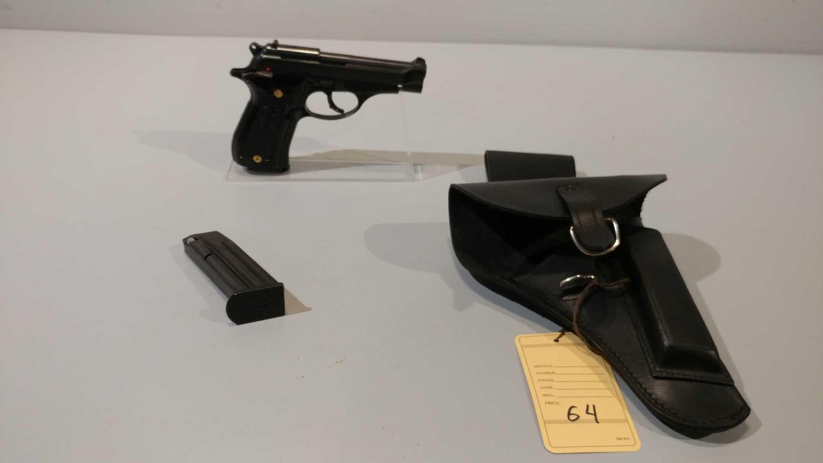 ITALY MODEL: 81 AUTO CAL 32ACP, SER# 07343BW, HOLSTER, 1 EXTRA MAG, (LOCATED AT MIKES GUN SHOP IN B