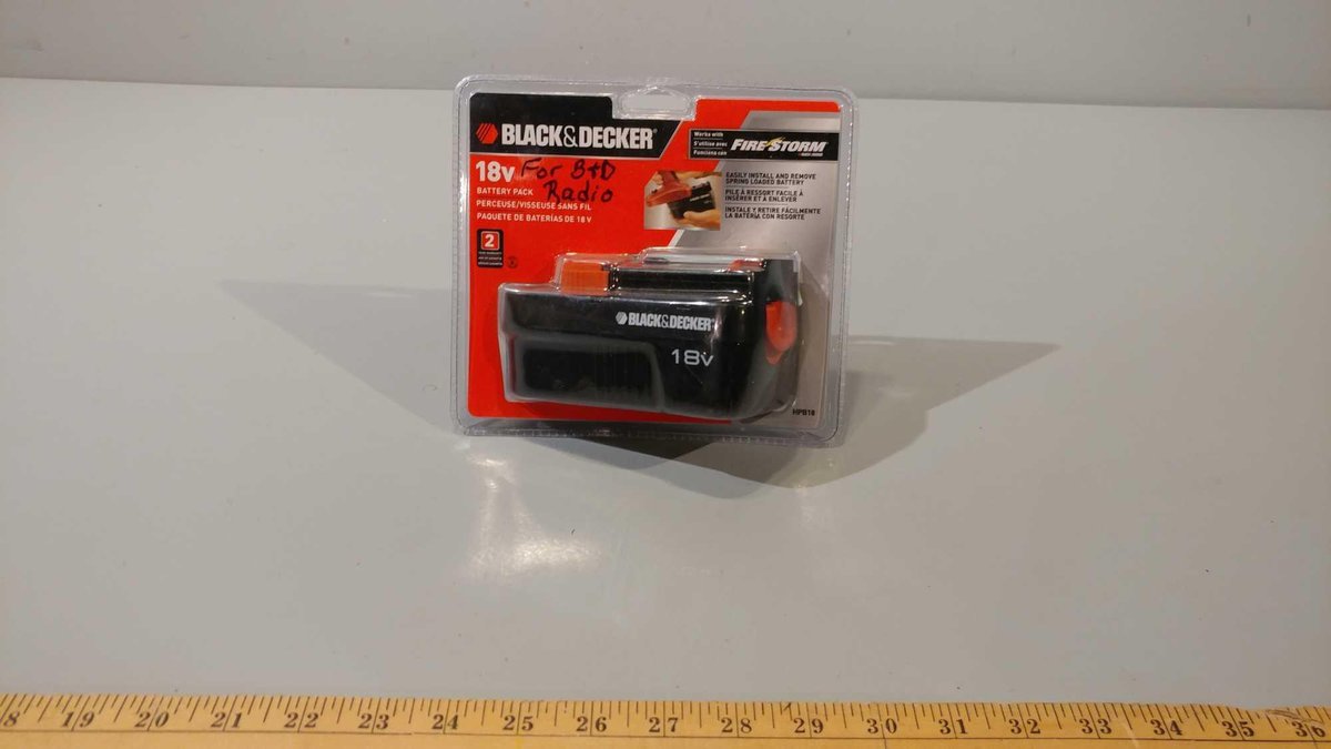 BLACK & DECKER 18V BATTERY PACK