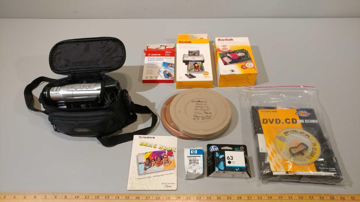 (2) HP 63 BLACK CARTRIDGE FOR PRINTER, SUPER VHS, 25X OPTICAL ZOOM, 1000X DIGITAL ZOOM, KODAK PHOTO 