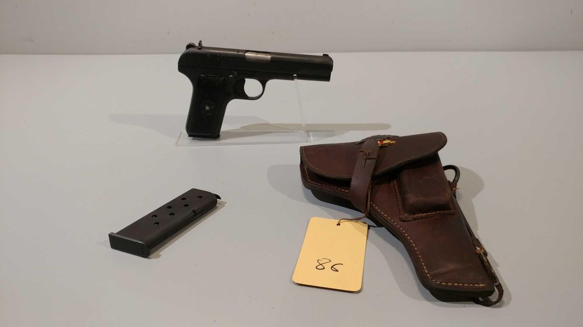 ROMANIAN MODEL: TT33 7.62X25, SER# R 1611 1953, 1 EXTRA MAG, HOLSTER, & CLEANING ROD, (LOCATED AT MI